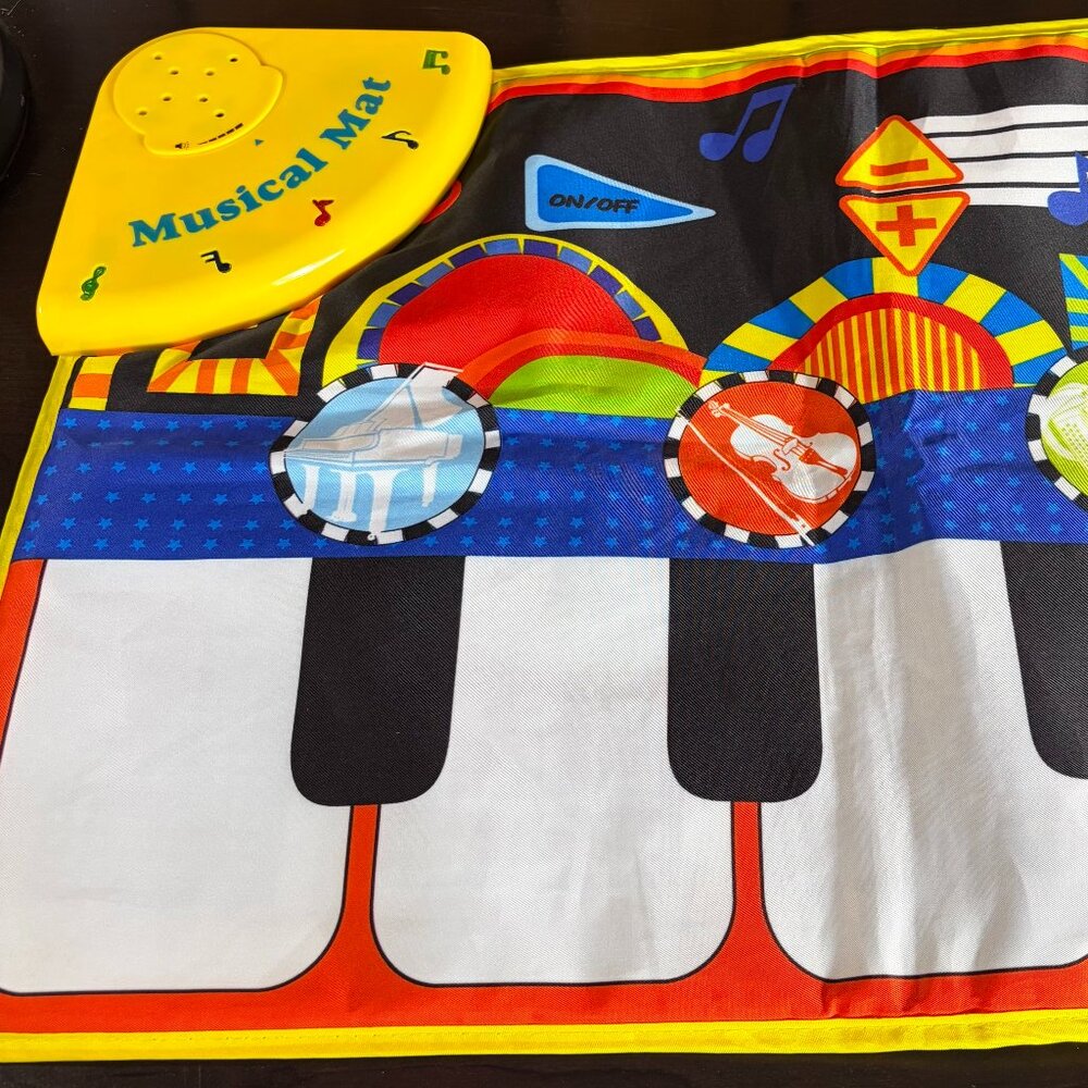 NEW Renfox Kids Musical Mat Piano Keyboard Dance Floor Mat Apprx 42" x 14"